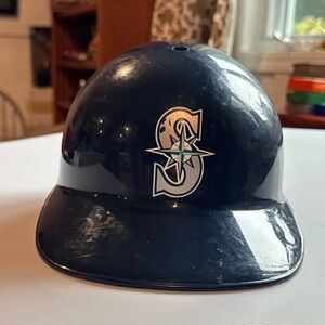 1990's- 2000's Seattle Mariners Souvenir Plastic Helmet by Laich
